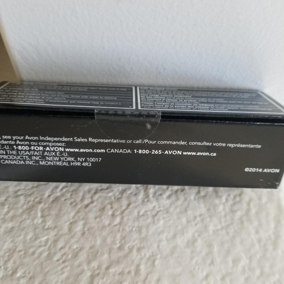 NEW In Box Avon Magix Face Perfector - Picture 3 of 4